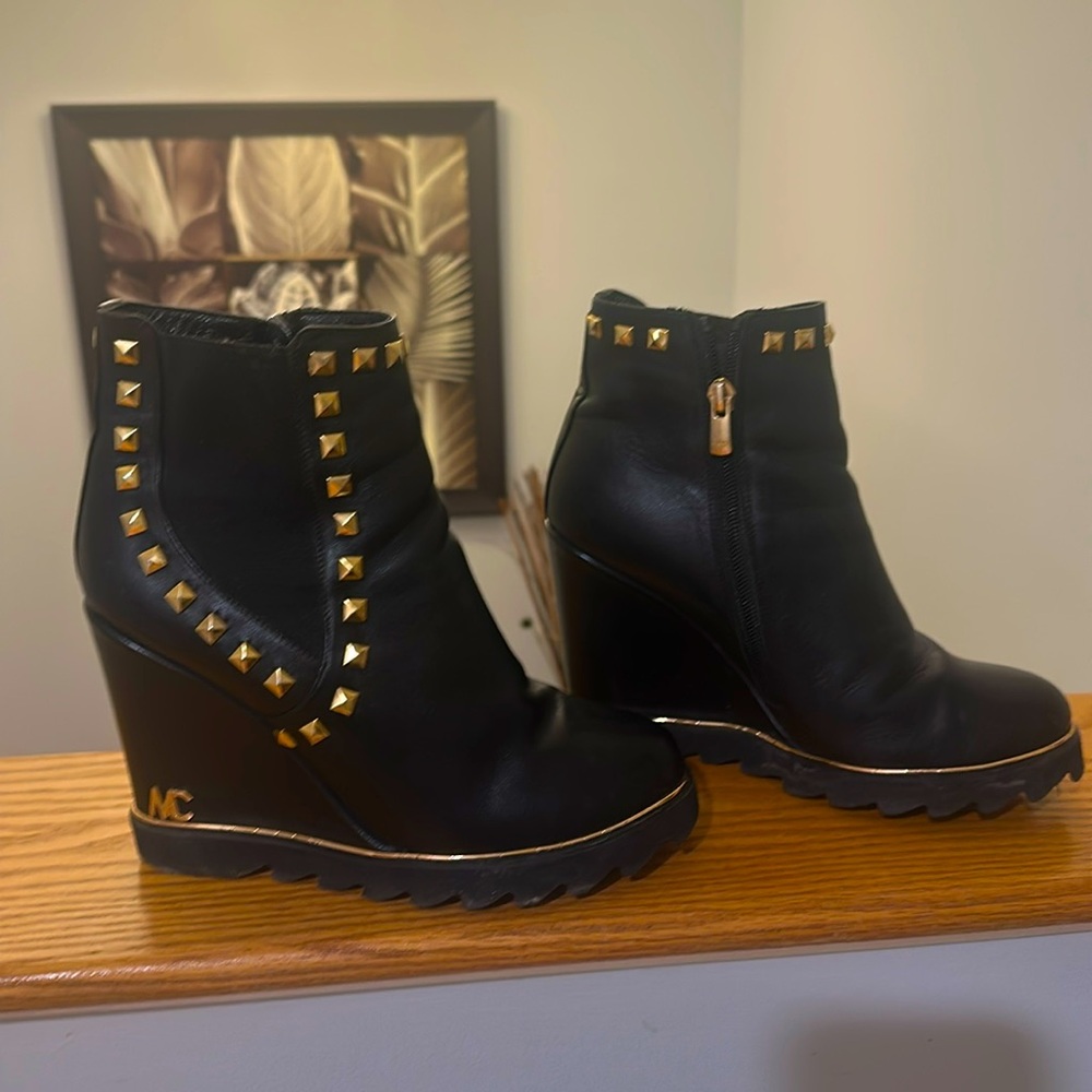 Woman’s boots